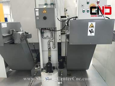 فرز سی ان سی پنج محور Mori seiki sv50 ساخت ژاپن